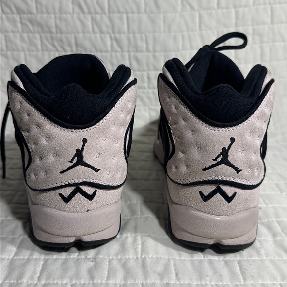 Nike Air Jordan OG "Barely Rose" sneakers - Picture 4 of 8